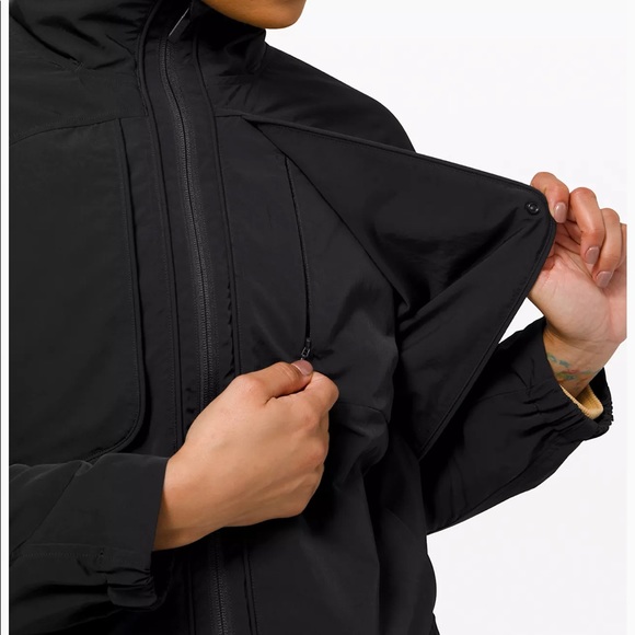 Lululemon jacket - Picture 9 of 10